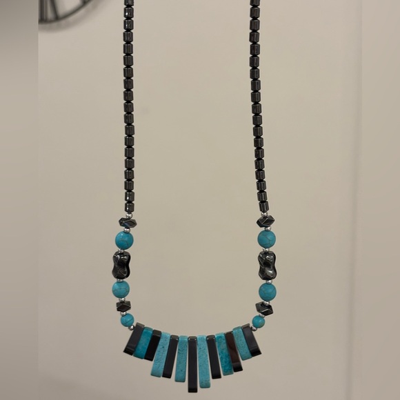 Vintage Turquoises and Hematite Stone choker necklace. - Picture 5 of 6